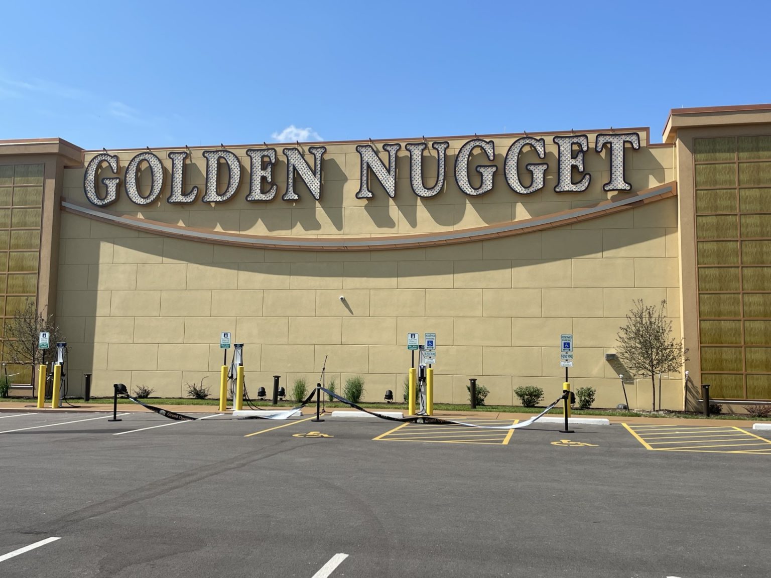 Golden Nugget Casino Cuts the Ribbon for Official Danville Arrival 