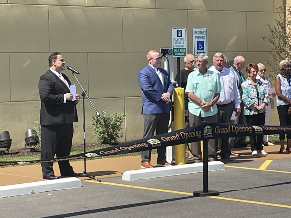 Golden Nugget Casino Cuts the Ribbon for Official Danville Arrival ...